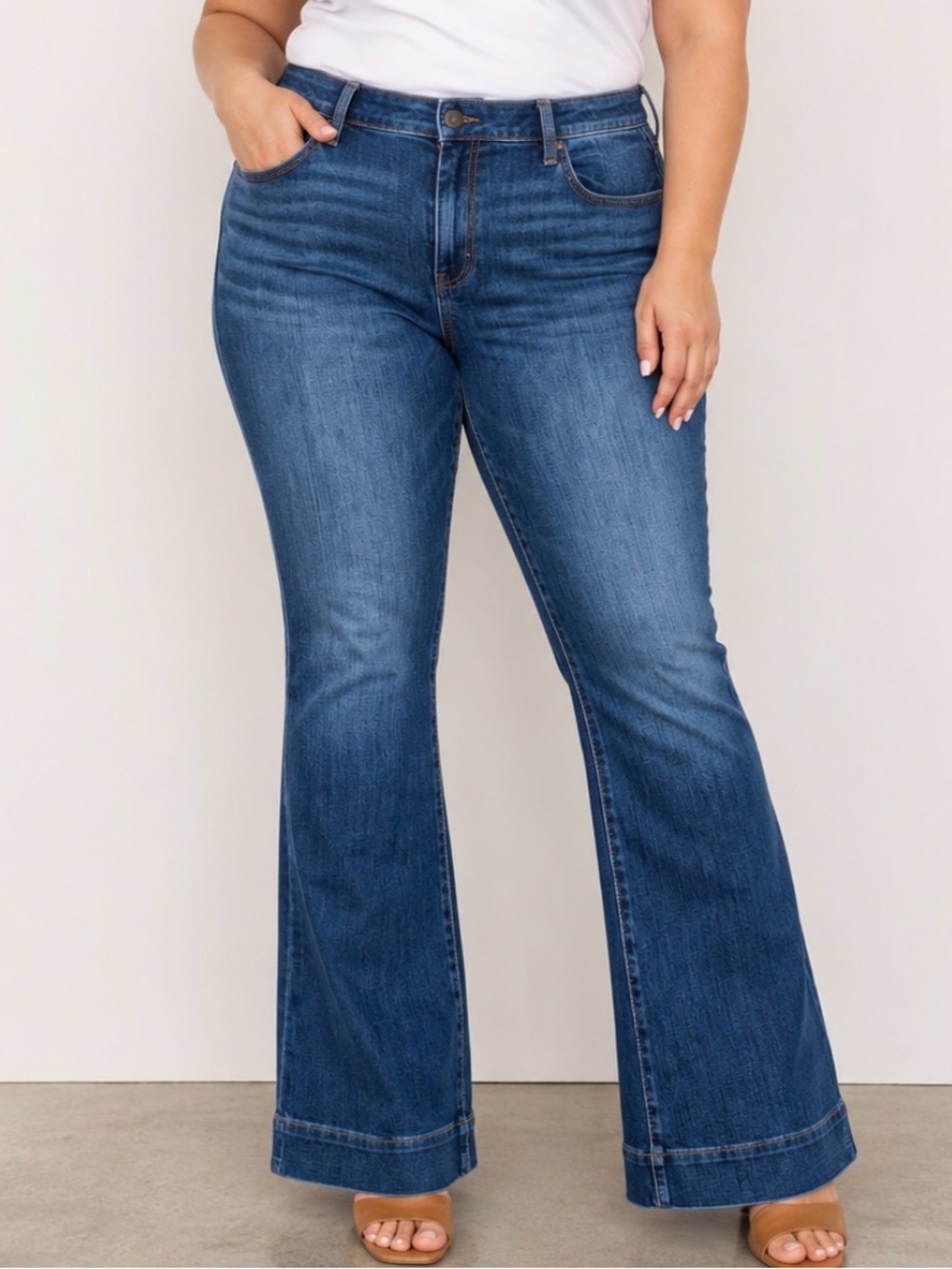 American Eagle NEW Blue Flared Jeans Super Low Rise boot kick NEW SZ 14